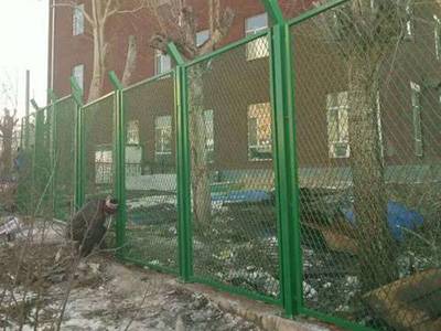 保稅區(qū)圍網(wǎng)圖片4 保稅區(qū)圍網(wǎng)圖片4