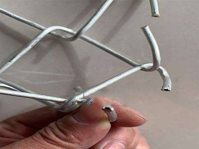 鋁包鋼護欄網(wǎng)圖片3 鋁包鋼護欄網(wǎng)圖片3