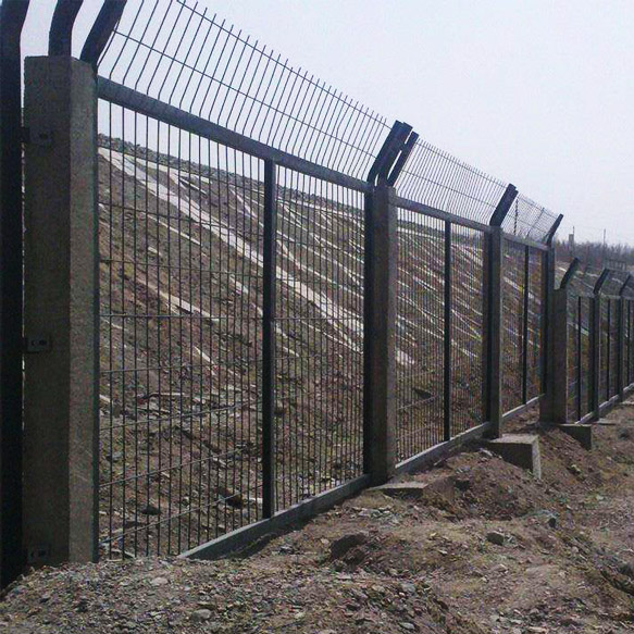 鐵路護(hù)欄網(wǎng)圖片4 鐵路護(hù)欄網(wǎng)圖片4