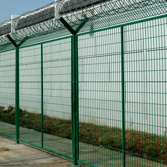 監(jiān)獄外部防護網圖片3