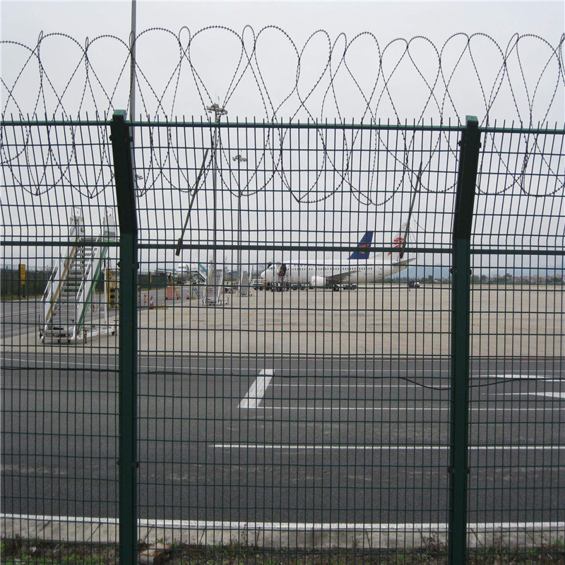 飛機場護欄網(wǎng) 鋼筋網(wǎng)圍界生產(chǎn)廠家圖片1 飛機場護欄網(wǎng) 鋼筋網(wǎng)圍界生產(chǎn)廠家圖片1
