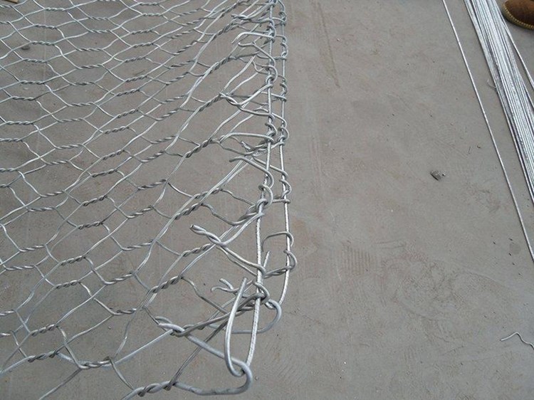 石籠網(wǎng)   格賓網(wǎng)箱圖片2 石籠網(wǎng)   格賓網(wǎng)箱圖片2