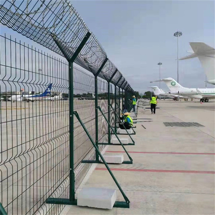 機(jī)場(chǎng)護(hù)欄網(wǎng)圖片2 機(jī)場(chǎng)護(hù)欄網(wǎng)圖片2