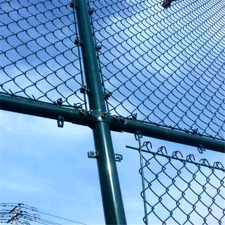 學(xué)校體育場勾花護(hù)欄網(wǎng)圖片1