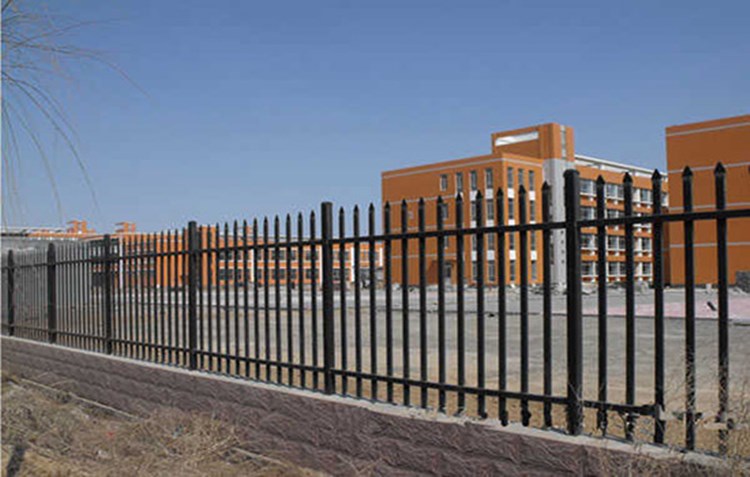 別墅陽臺護(hù)欄圖片2 別墅陽臺護(hù)欄圖片2