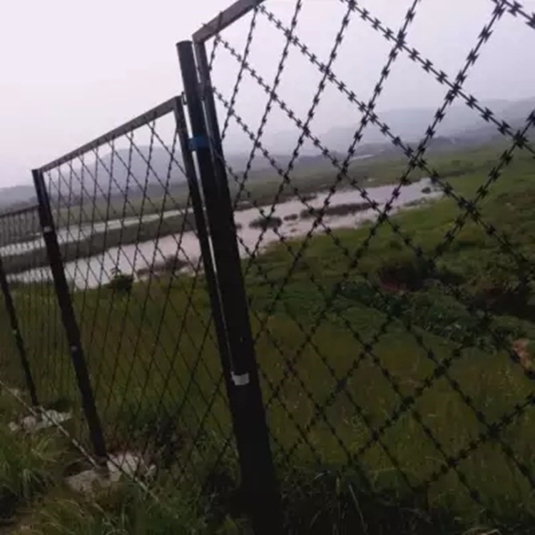 監(jiān)獄勞動改造區(qū)隔離網(wǎng)圖片2