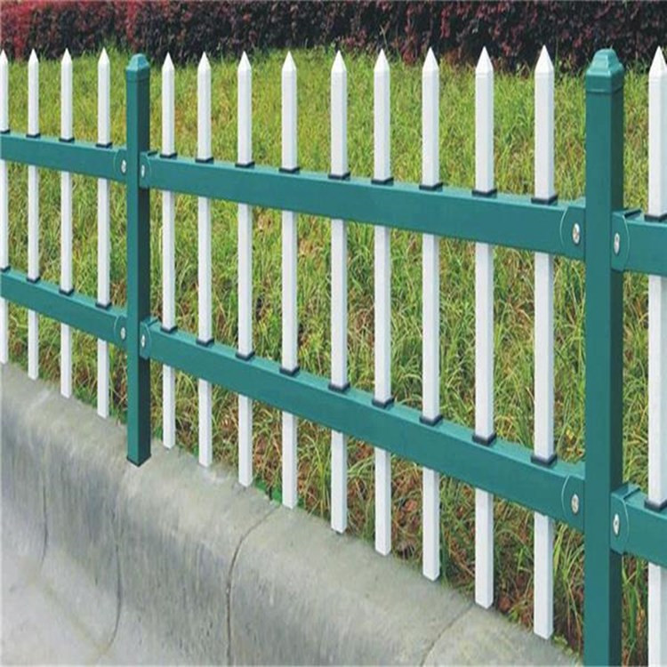 庭院鋅鋼草坪護(hù)欄圖片3 庭院鋅鋼草坪護(hù)欄圖片3