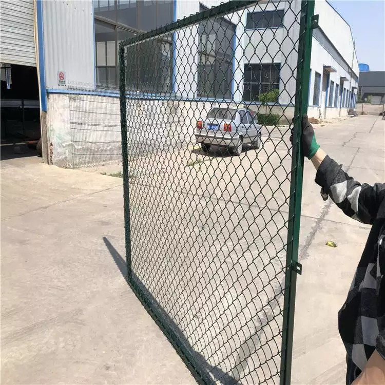 羽毛球場圍網(wǎng)圖片2 羽毛球場圍網(wǎng)圖片2