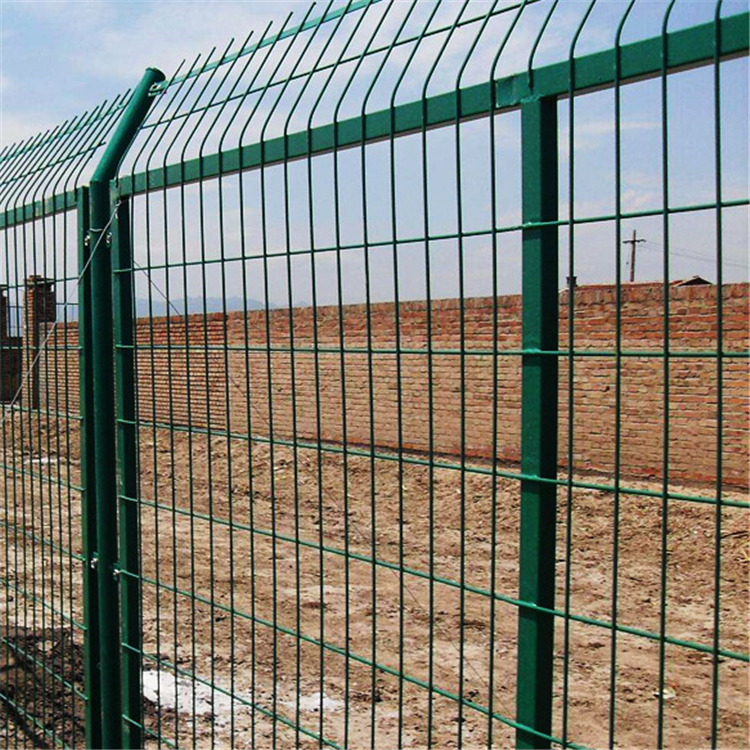 公路防攀爬護欄網(wǎng)圖片4  公路防攀爬護欄網(wǎng)圖片4