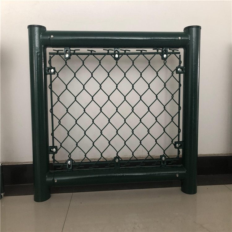 學(xué)?；@球場(chǎng)圍網(wǎng)