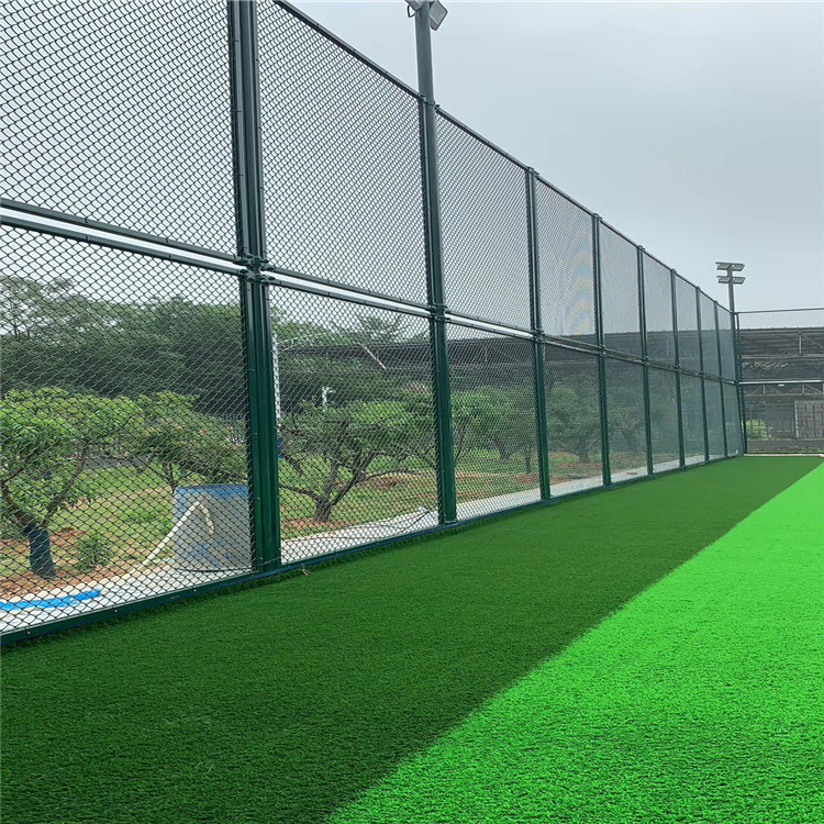 學(xué)?；@球場圍網(wǎng)圖片3