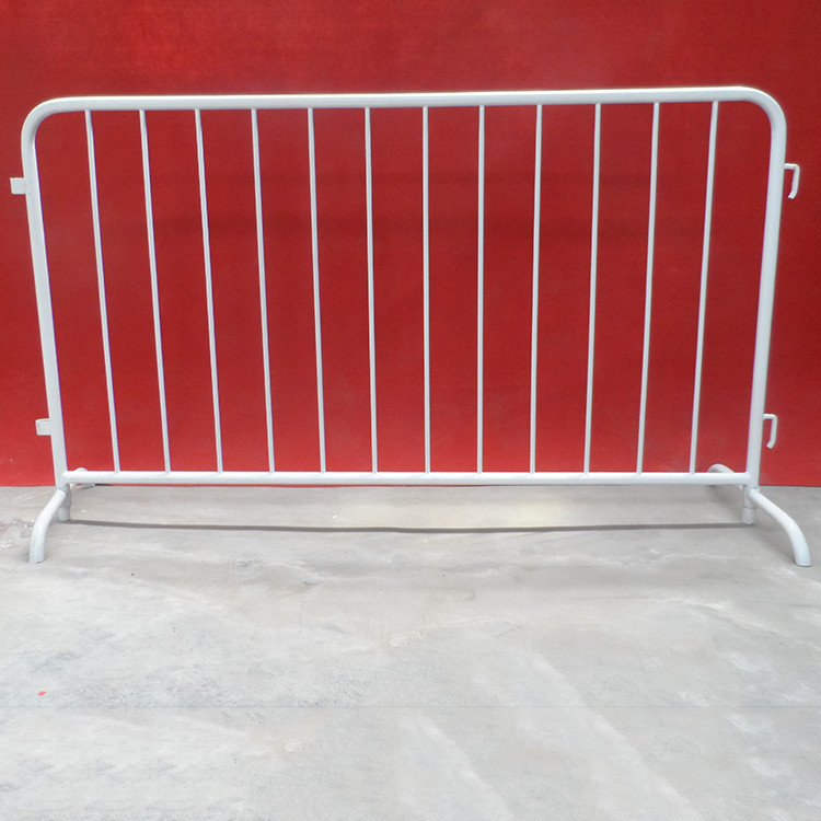 移動(dòng)鐵馬護(hù)欄圖片1 移動(dòng)鐵馬護(hù)欄圖片1